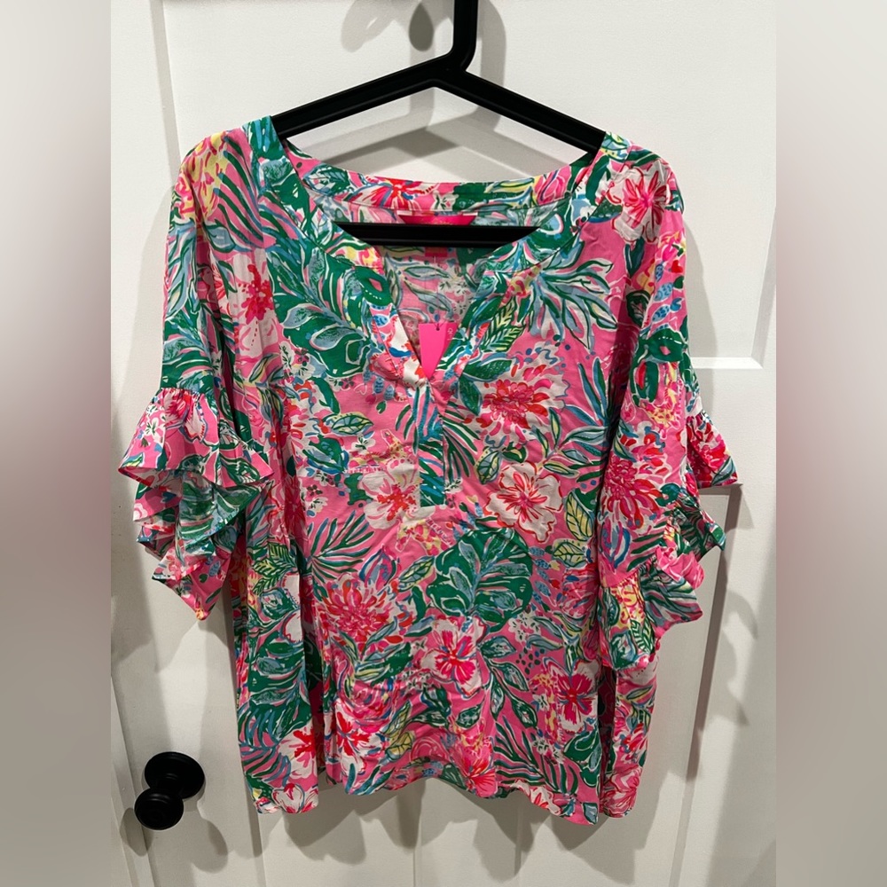 New with tags Lilly Pulitzer Quinna short sleeve top